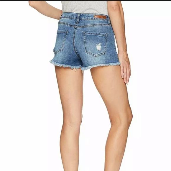 Dollhouse Andie distressed jean shorts, 1, NWT - Picture 2 of 6